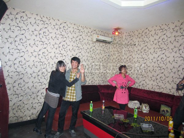 2011年10月，鄭州企鵝糧油機(jī)械有限公司--外貿(mào)部，十一國(guó)慶節(jié)團(tuán)體活動(dòng)！(圖7)