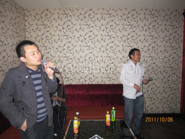 2011年10月，鄭州企鵝糧油機(jī)械有限公司--外貿(mào)部，十一國(guó)慶節(jié)團(tuán)體活動(dòng)！(圖8)