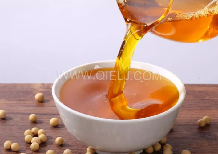 大豆油精煉加工設(shè)備，企鵝優(yōu)化工藝降低生產(chǎn)成本(圖1)